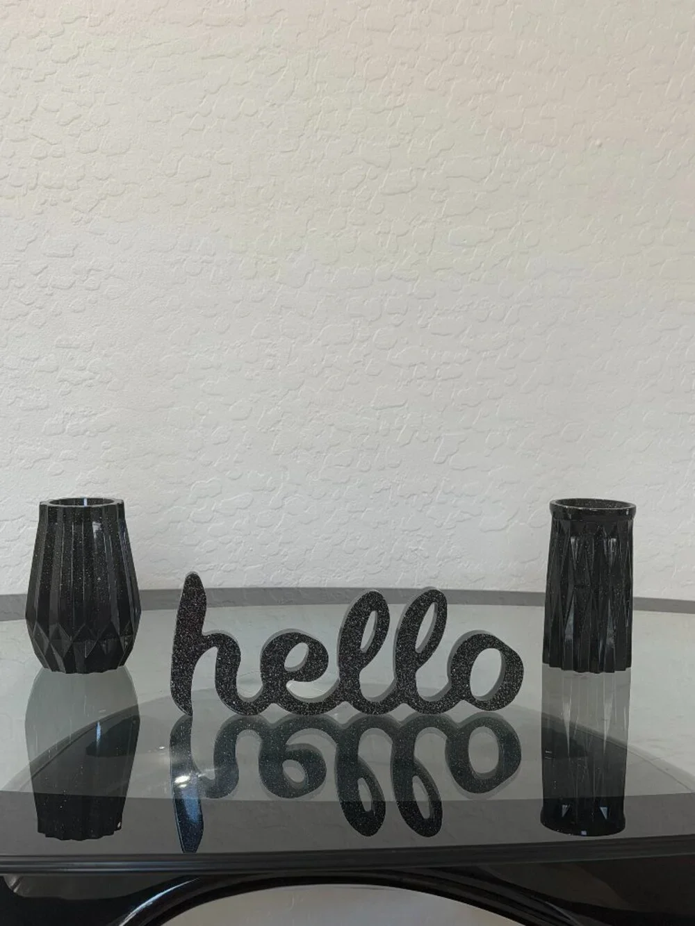 Handmade Epoxy Resin Home Decor Set – “Hello” Sign + 2 Black Faceted Pieces